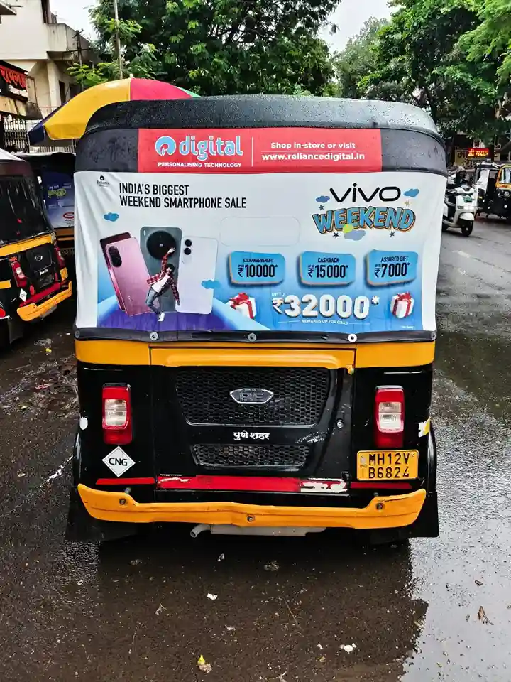 Auto rickshaw wrap